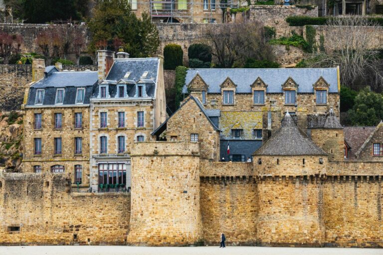 Journées du patrimoine 2026 : ce qui ouvre ce week-end, les deux thèmes et comment en profiter gratuitement