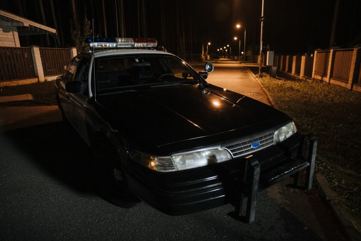 Nuit de tensions à Saint-Pierre-des-Corps : neuf policiers et gendarmes blessés, un policier en garde à vue